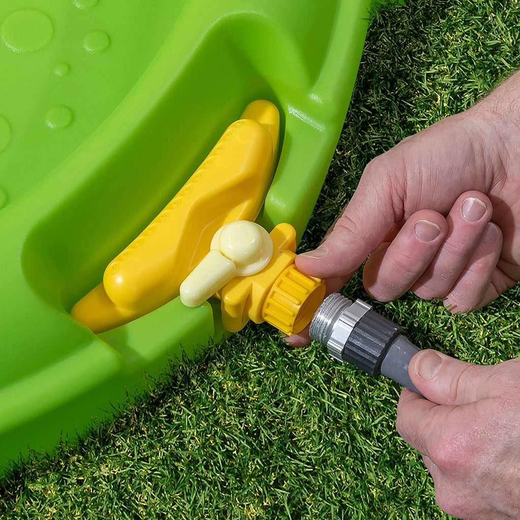 Step2 Waterbug Splash Pad Green Plastic Outdoor liquid Playset for Toddlers