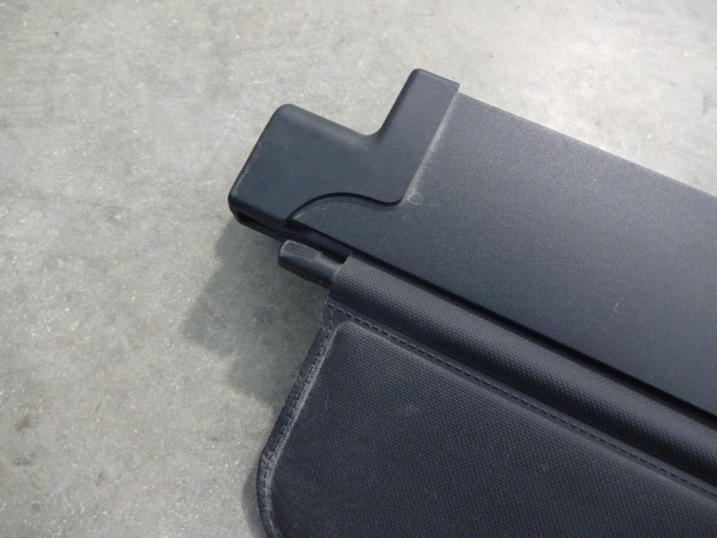 Pre-Owned 2017  X3 Rear Trunk Mounted Cargo shield OEM (Good)