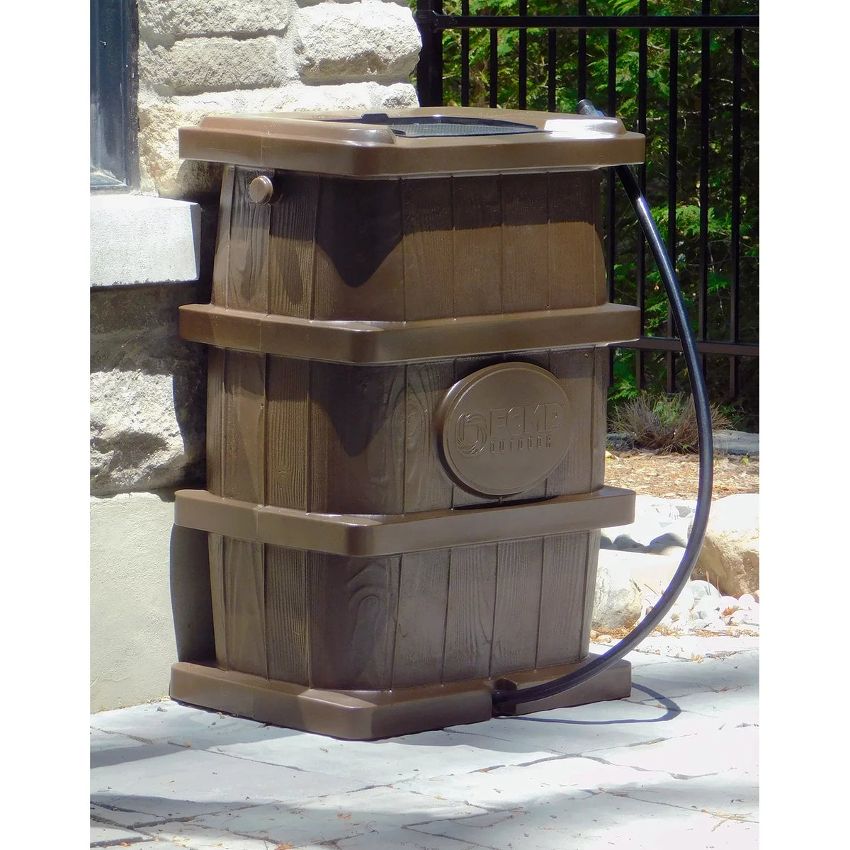 FCMP Outdoor 45 Gal Wood Grain Rain moisture Catcher Barrel, Brown (2 Pack)