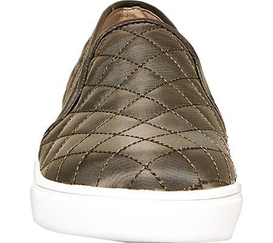 Steve Madden Women's Ecentrcq Slip-on