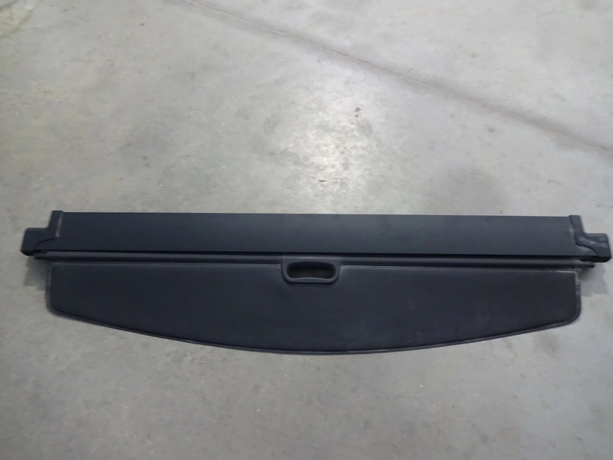 Pre-Owned 2017  X3 Rear Trunk Mounted Cargo shield OEM (Good)